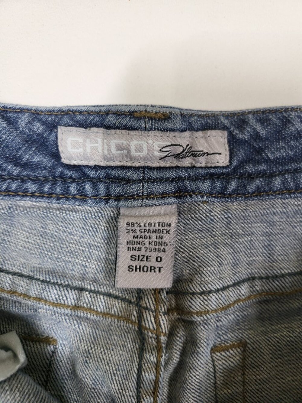 hico's Platinum Facet SH Jean Size 0 Short Blue Bootcut Stretch Denim - Picture 6 of 14